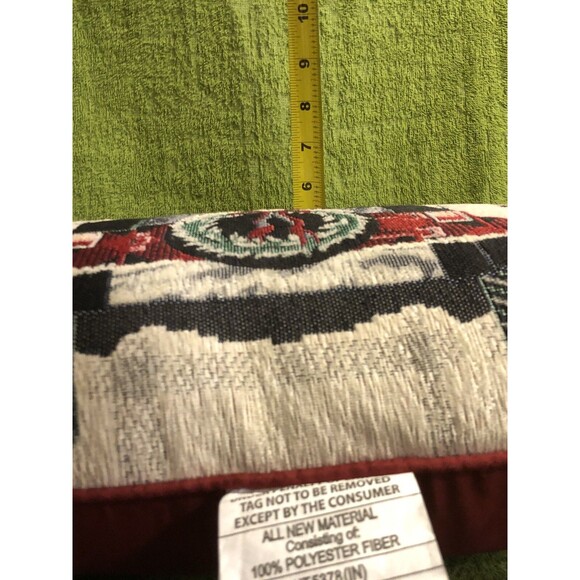 Christmas Santa Themed Pillow NEW - Picture 6 of 8